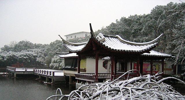 南昌学习中心　南昌湖